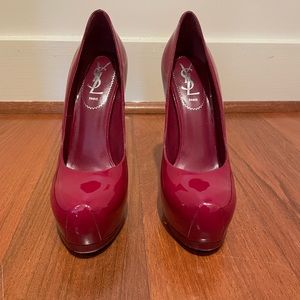 Yves Saint Laurent high pumps